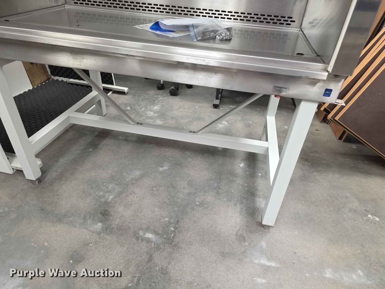 image for item EV2179 Nuaire NU-425-400 biological safety cabinet