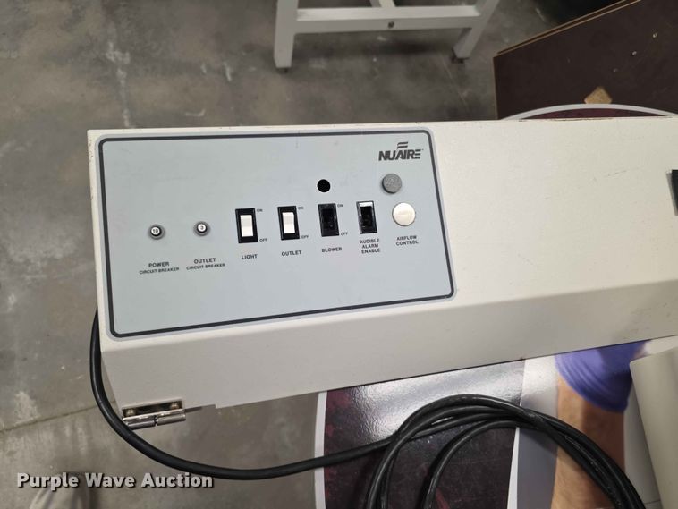image for item EV2179 Nuaire NU-425-400 biological safety cabinet