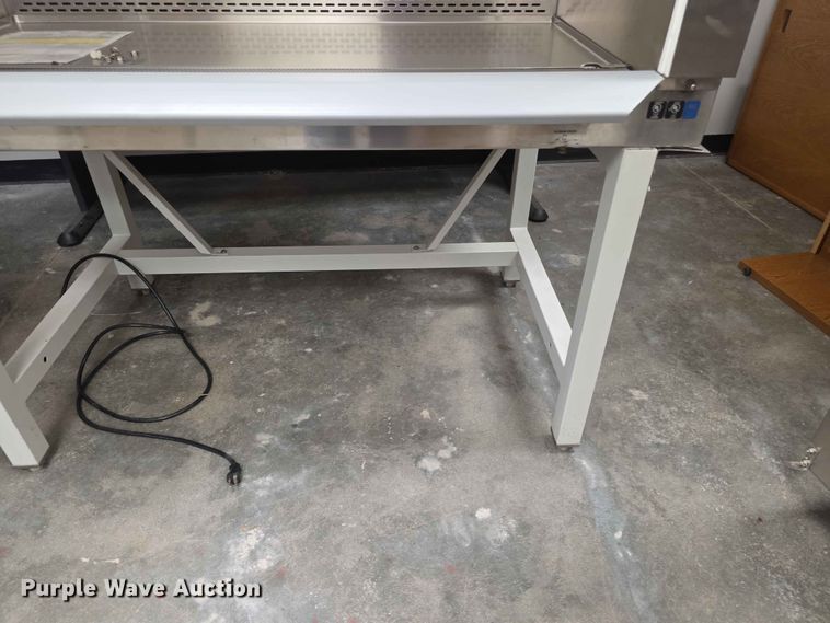 image for item EV2180 Nuaire NU-425-400 biological safety cabinet