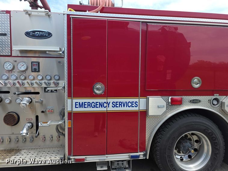 image for item EV2182 2007 E-One Typhoon pumper fire truck