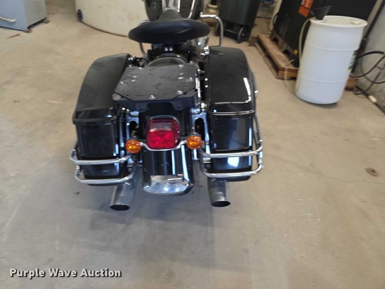image for item EV2188 2021 Harley Davidson Police FLHTPI motorcycle