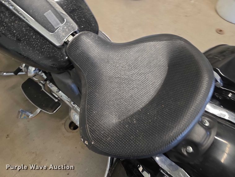 image for item EV2188 2021 Harley Davidson Police FLHTPI motorcycle