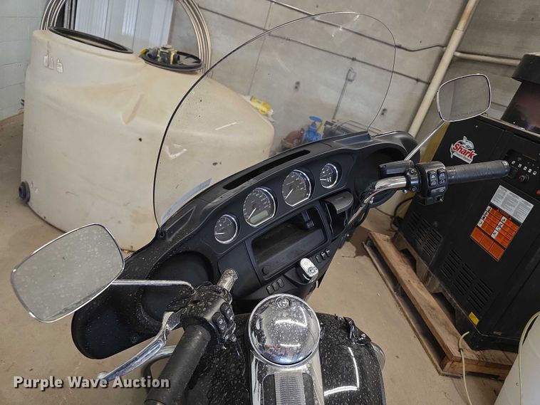 image for item EV2188 2021 Harley Davidson Police FLHTPI motorcycle