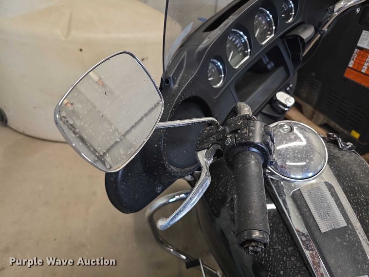 image for item EV2188 2021 Harley Davidson Police FLHTPI motorcycle