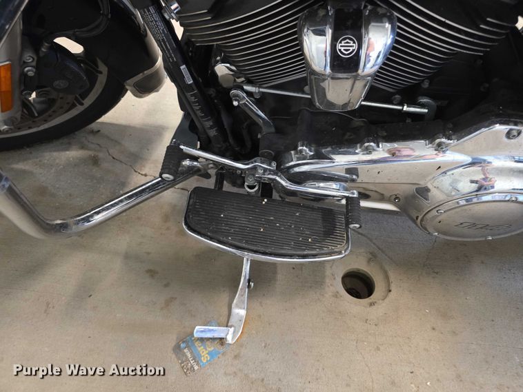 image for item EV2188 2021 Harley Davidson Police FLHTPI motorcycle