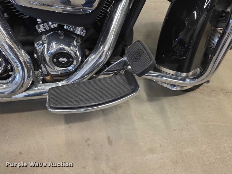 image for item EV2188 2021 Harley Davidson Police FLHTPI motorcycle
