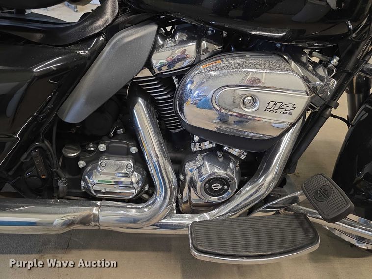 image for item EV2188 2021 Harley Davidson Police FLHTPI motorcycle