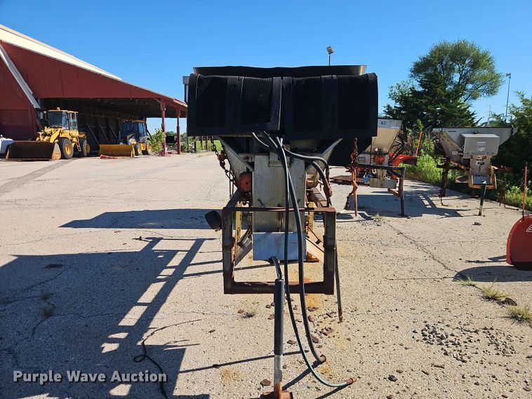image for item EV2242 2008 Warren AC-1420-7 SS spreader