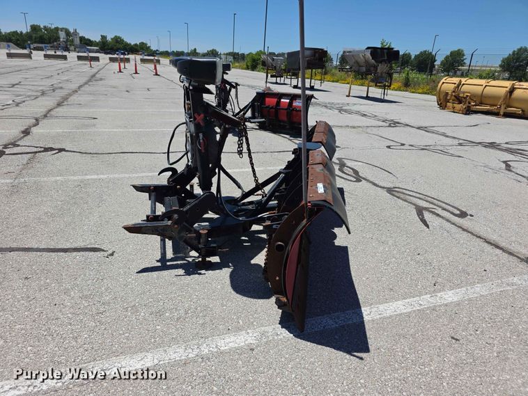 image for item EV2246 Western  MVP Plus plow