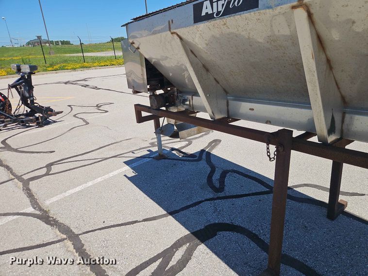image for item EV2250 Airflo spreader
