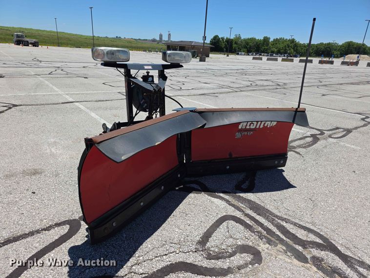 image for item EV2252 Western MVP Plus plow