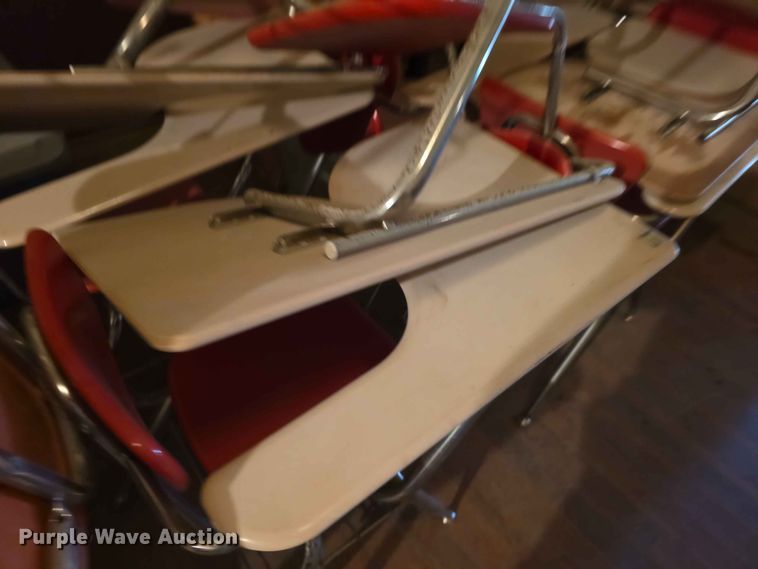 image for item EV2263 Approximately 80 desks