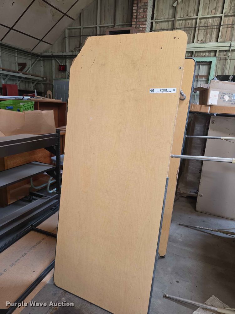 image for item EV2264 (3) tables