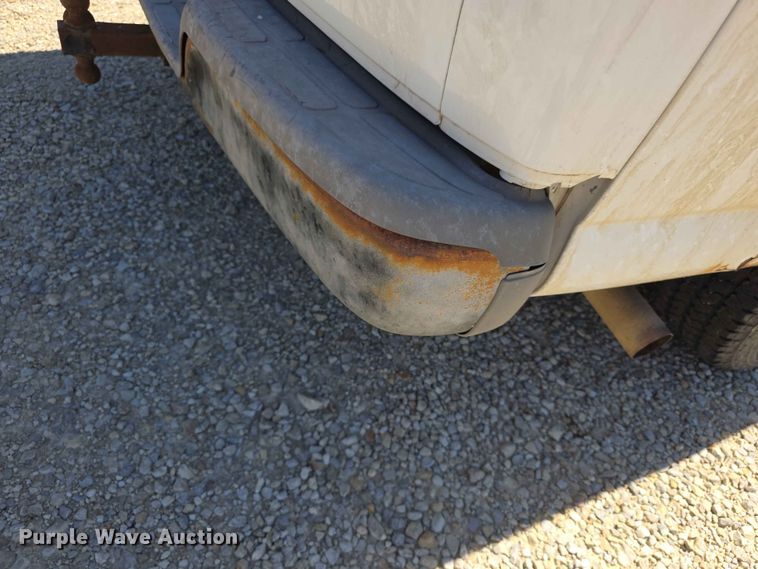 image for item EV2265 2005 Chevrolet G3500 van