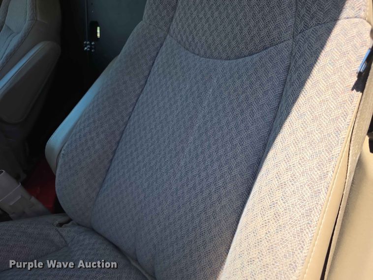 image for item EV2265 2005 Chevrolet G3500 van