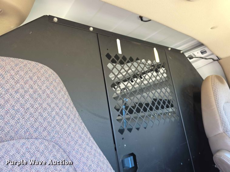 image for item EV2265 2005 Chevrolet G3500 van