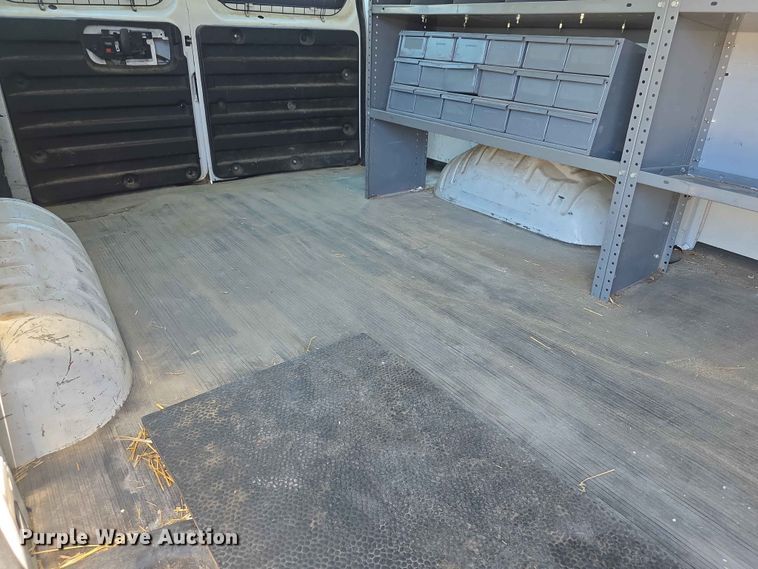 image for item EV2265 2005 Chevrolet G3500 van