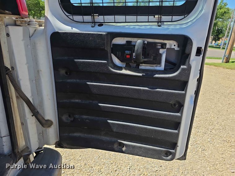 image for item EV2265 2005 Chevrolet G3500 van