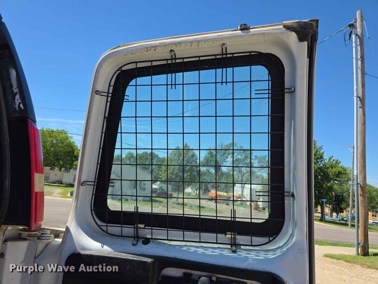 image for item EV2265 2005 Chevrolet G3500 van