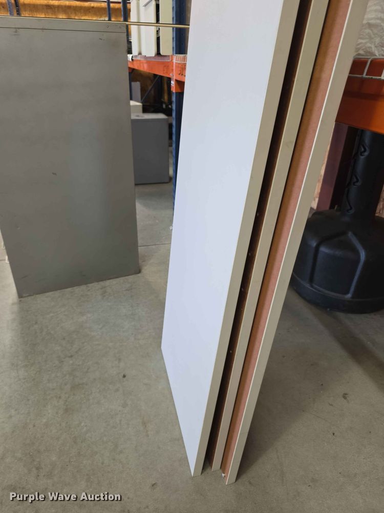 image for item EV2272 Office furniture