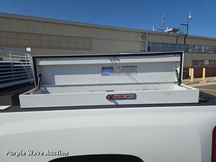 image for item EW0259 2012 Chevrolet Silverado 1500 Ext. Cab pickup truck