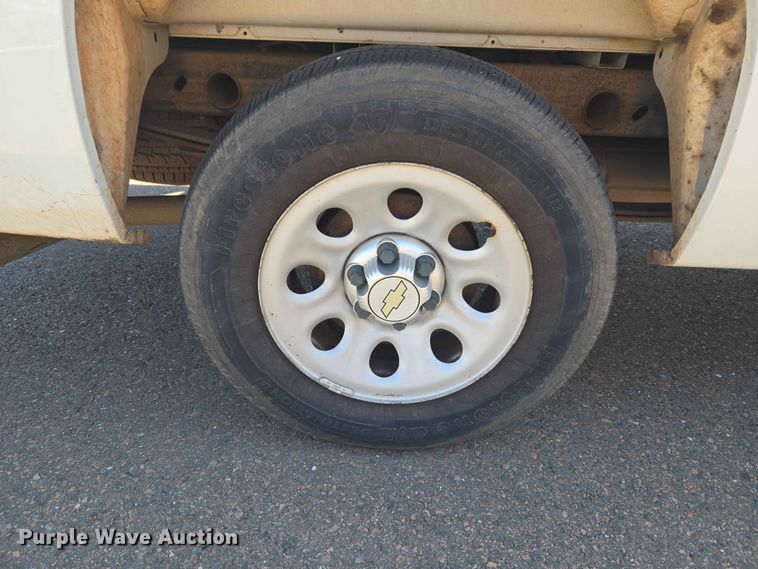 image for item EW0259 2012 Chevrolet Silverado 1500 Ext. Cab pickup truck