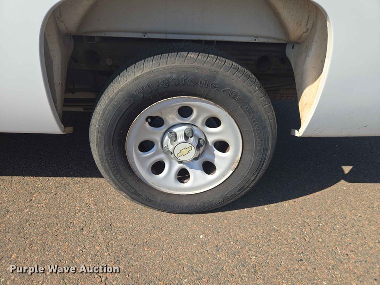image for item EW0259 2012 Chevrolet Silverado 1500 Ext. Cab pickup truck