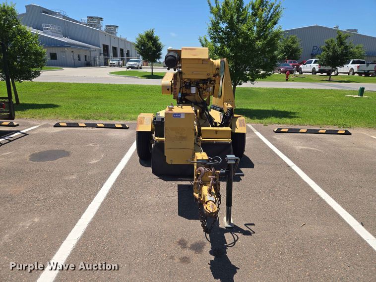 image for item EW0270 2000 Rayco Mfg Inc stump grinder
