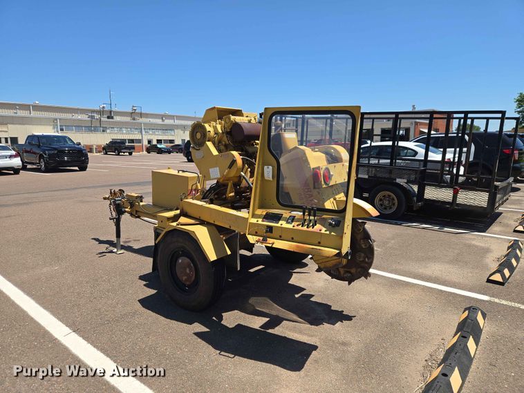image for item EW0270 2000 Rayco Mfg Inc stump grinder