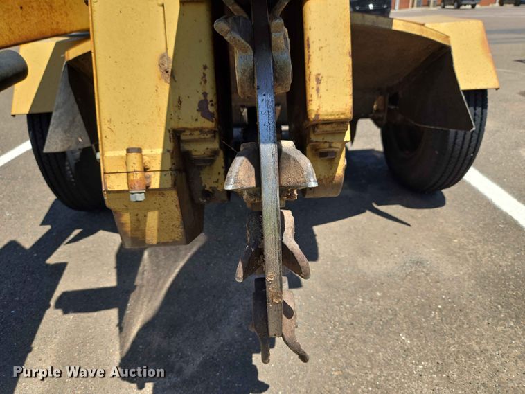 image for item EW0270 2000 Rayco Mfg Inc stump grinder