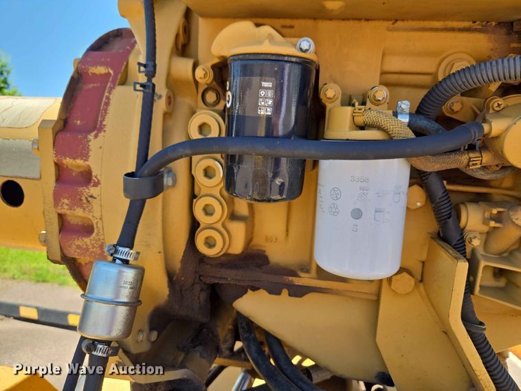 image for item EW0270 2000 Rayco Mfg Inc stump grinder
