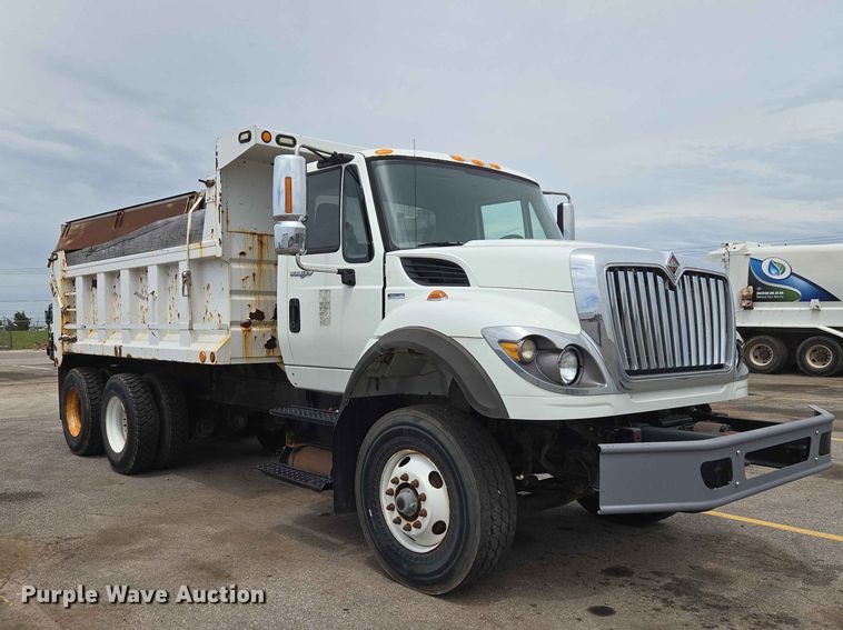 image for item EW0273 2010 International WorkStar 7600 dump truck
