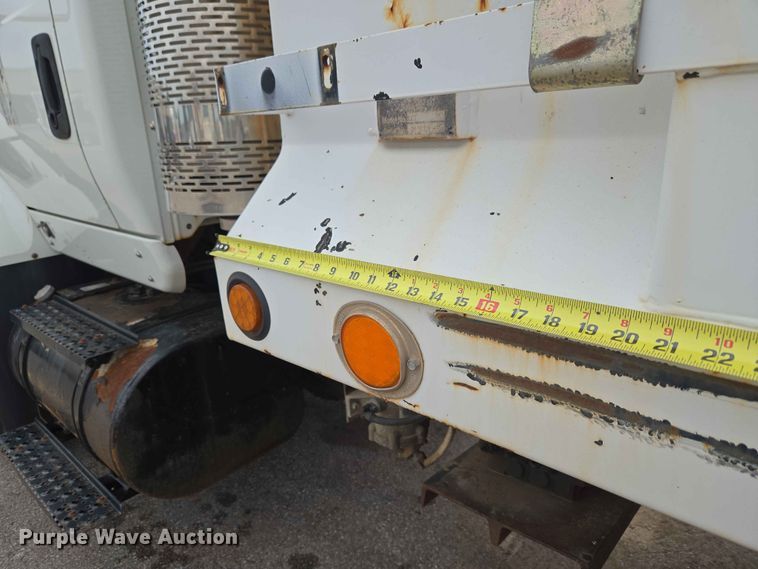 image for item EW0273 2010 International WorkStar 7600 dump truck
