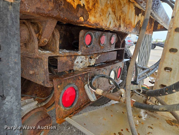 image for item EW0273 2010 International WorkStar 7600 dump truck
