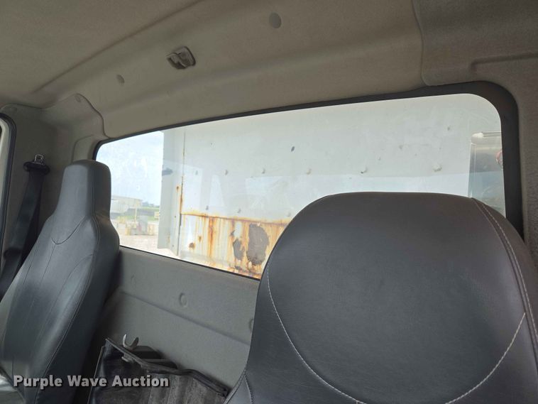 image for item EW0273 2010 International WorkStar 7600 dump truck
