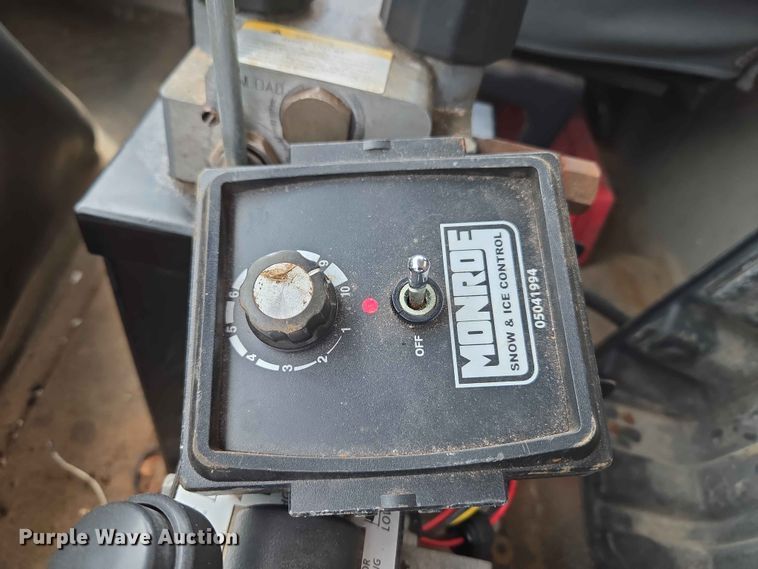 image for item EW0273 2010 International WorkStar 7600 dump truck
