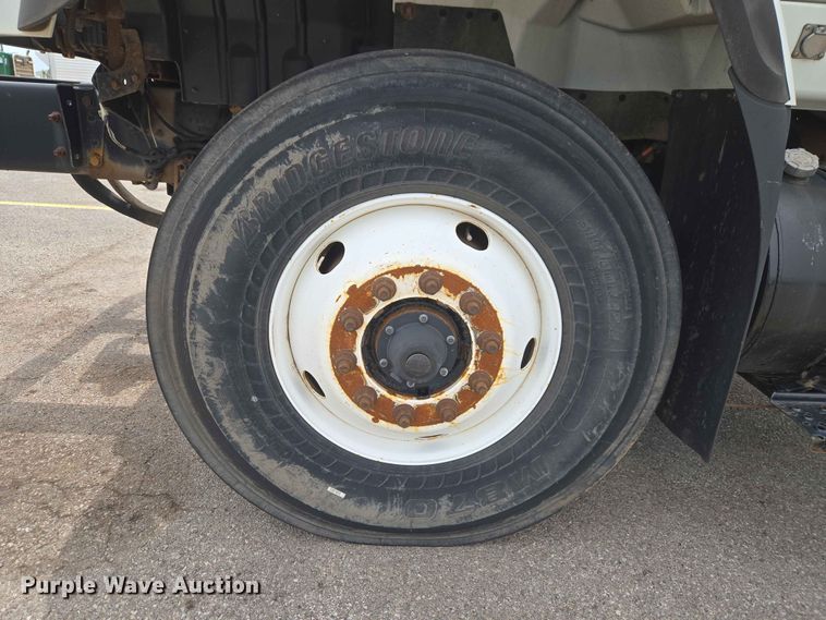 image for item EW0273 2010 International WorkStar 7600 dump truck