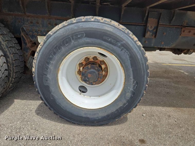 image for item EW0273 2010 International WorkStar 7600 dump truck