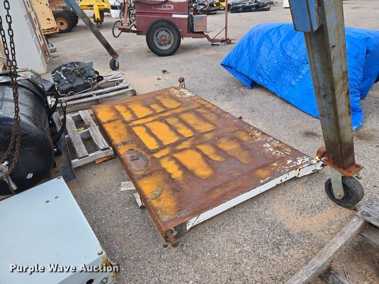 image for item EW0273 2010 International WorkStar 7600 dump truck