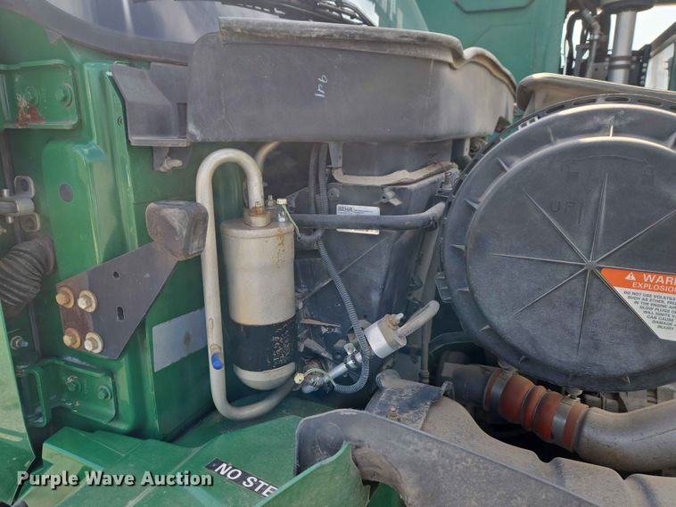 image for item EW0274 2007 International 4400 refuse truck