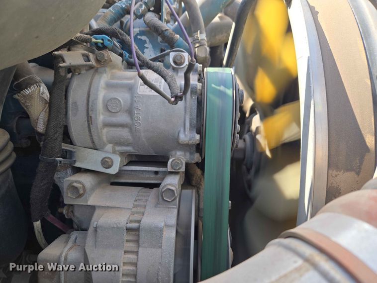 image for item EW0274 2007 International 4400 refuse truck