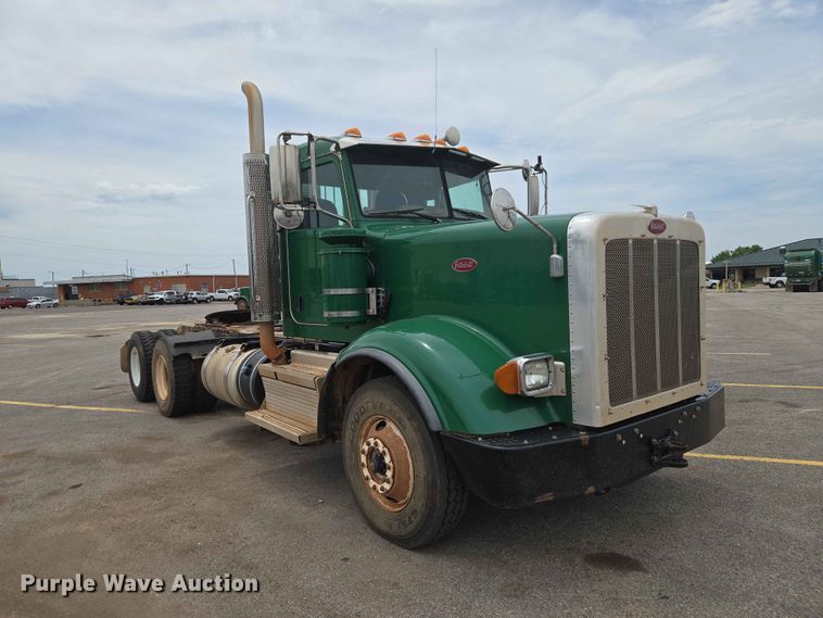 image for item EW0278 2018 Peterbilt 367 semi truck