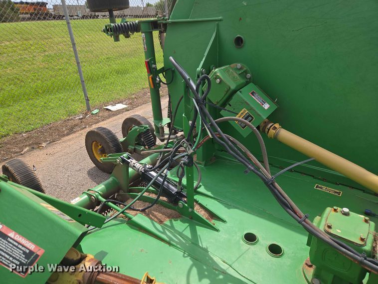 image for item EW0280 John Deere CX15 batwing rotary mower