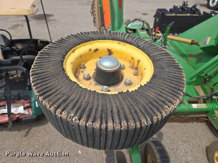 image for item EW0280 John Deere CX15 batwing rotary mower