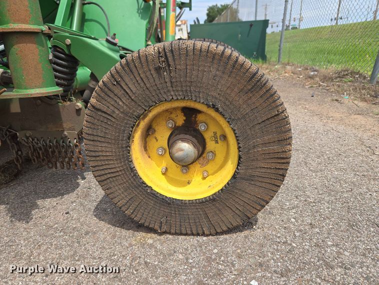 image for item EW0280 John Deere CX15 batwing rotary mower