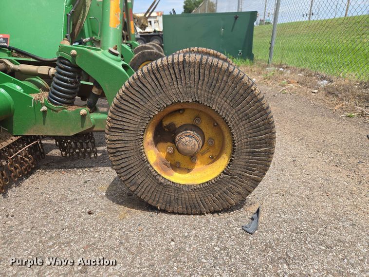 image for item EW0280 John Deere CX15 batwing rotary mower