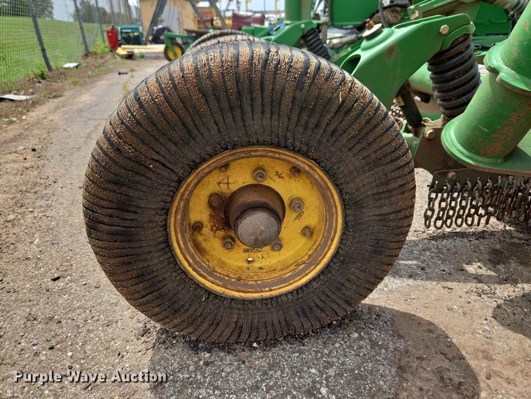 image for item EW0280 John Deere CX15 batwing rotary mower