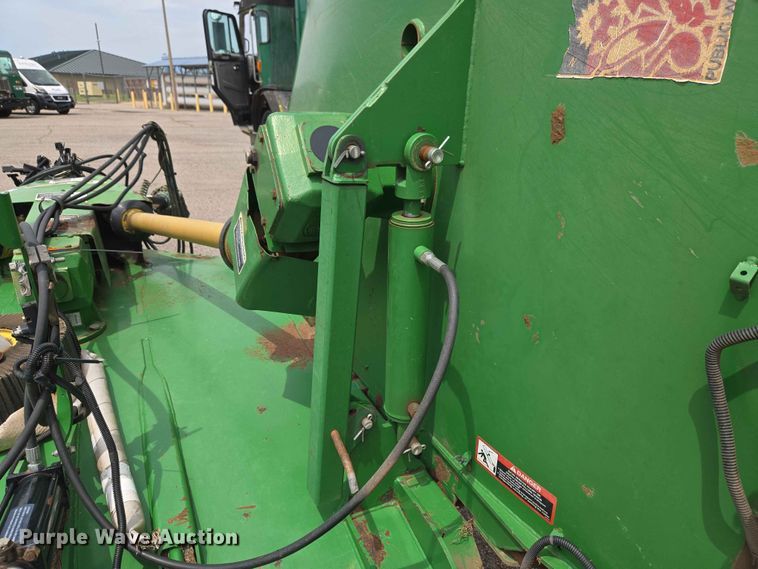 image for item EW0281 John Deere CX15 batwing rotary mower