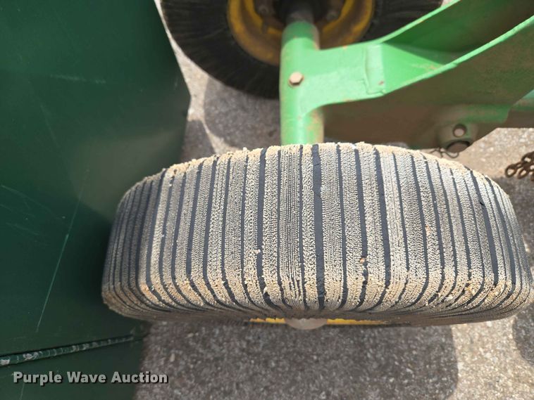 image for item EW0281 John Deere CX15 batwing rotary mower