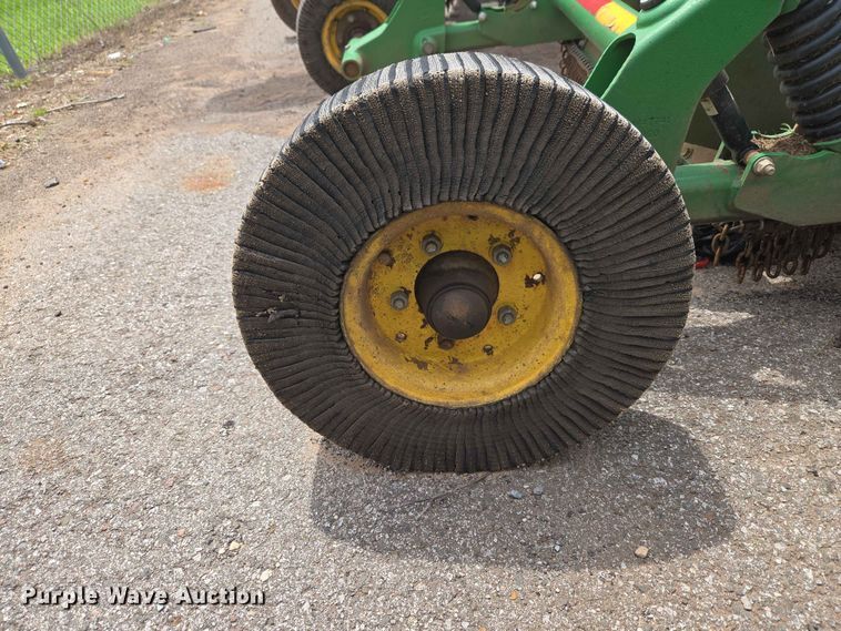image for item EW0281 John Deere CX15 batwing rotary mower